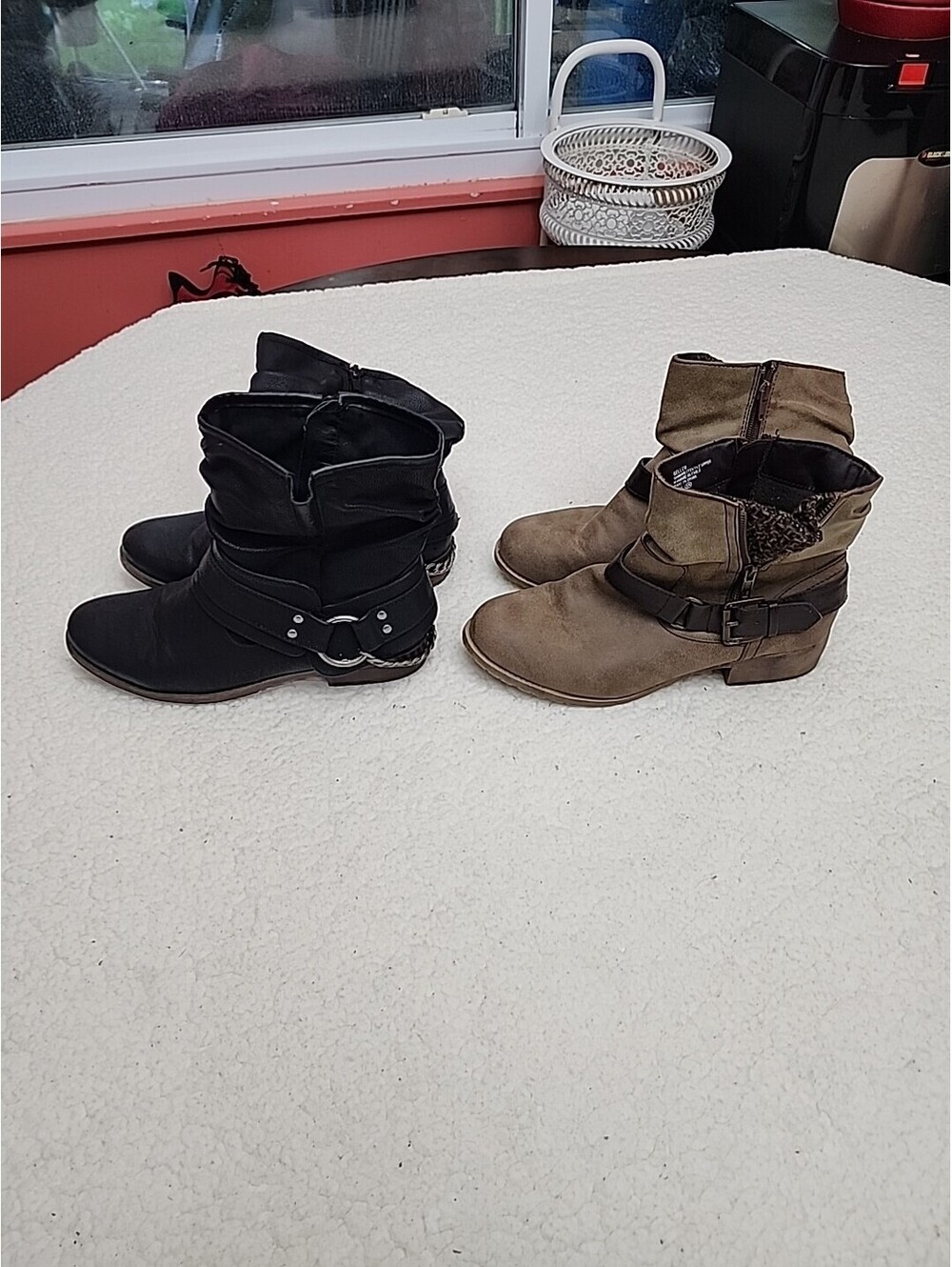 Lot Of 2 Pairs Of Women’s Sz 9.5 M Black Brown Boots Booties